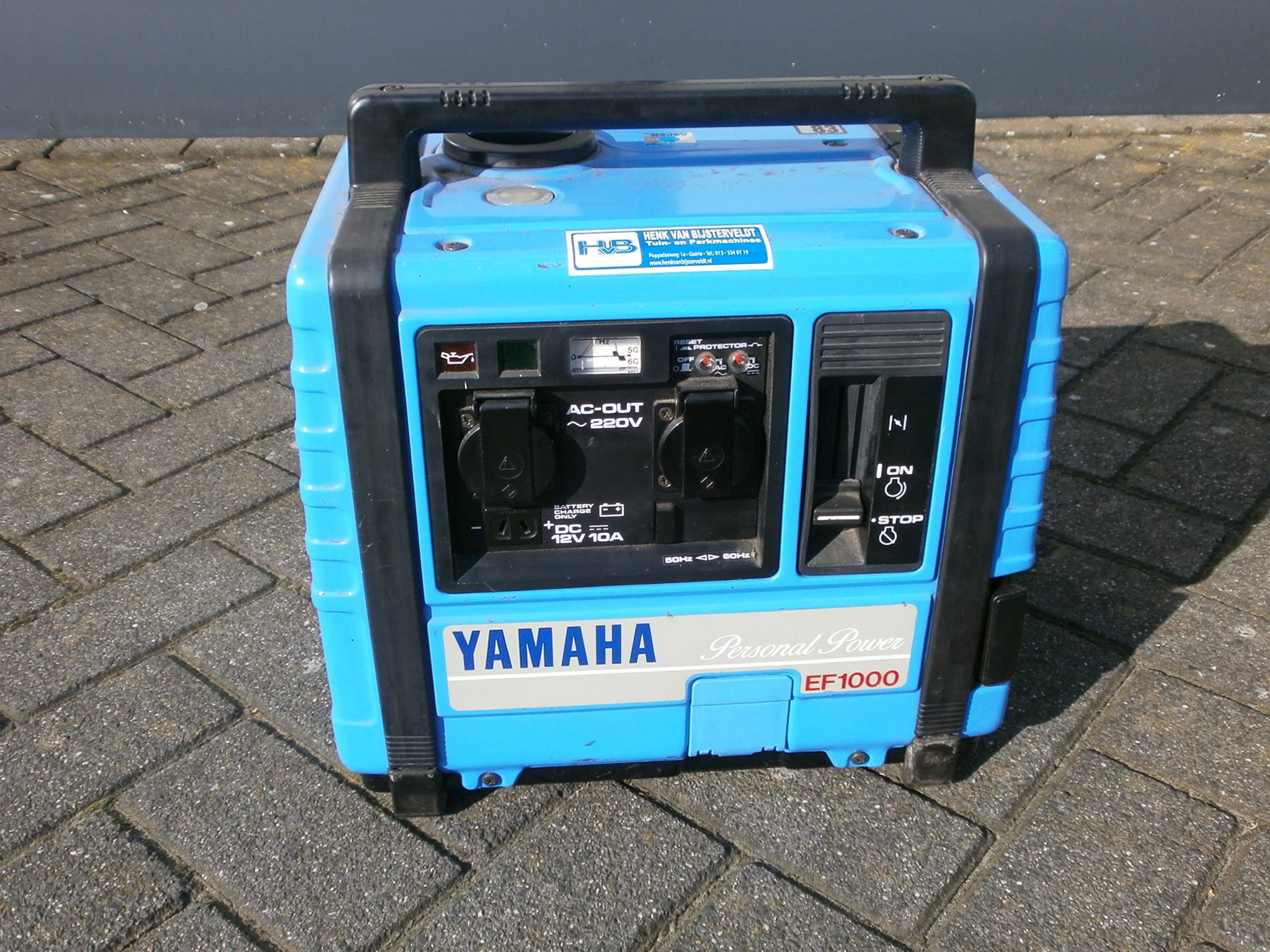 Yamaha EF1000 generator