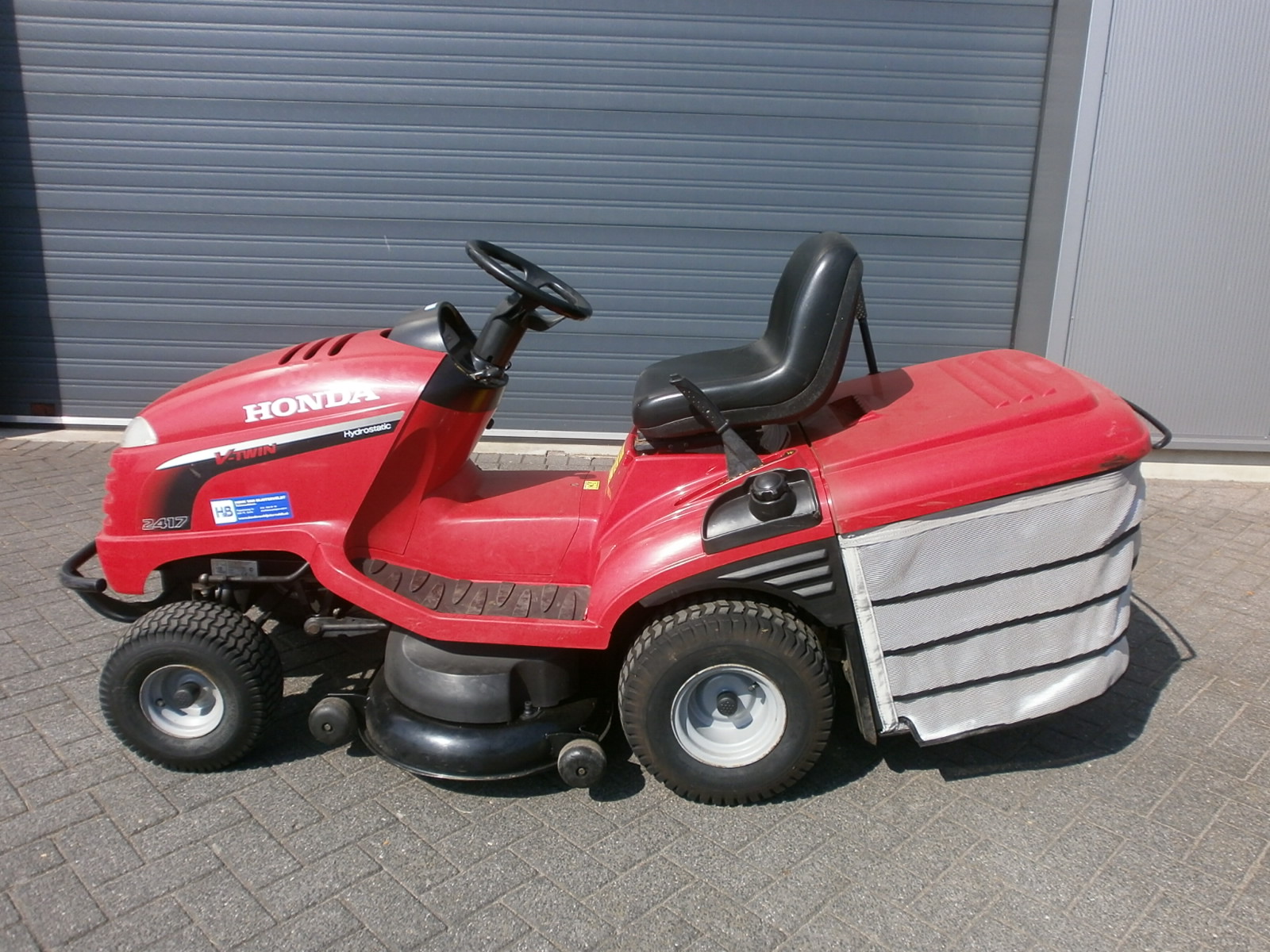 Gebruikte Honda HF2417 HM zitmaaier