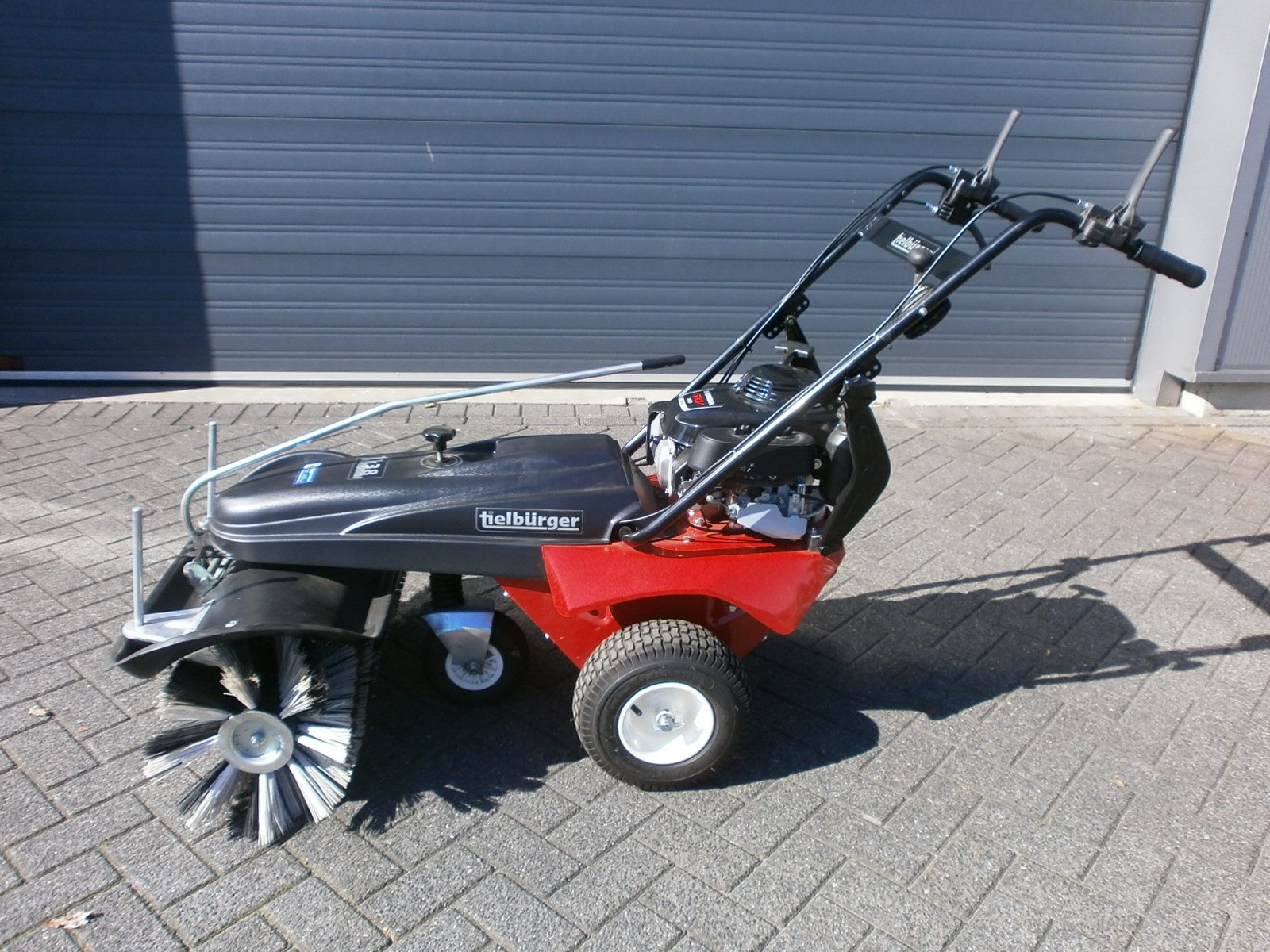 Tielburger TK 38 pro veegmachine